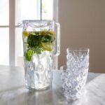 Кана с чаши за къмпинг Koziol 1,6л х 4 чаши - Image 2