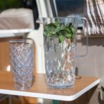 Кана с чаши за къмпинг Koziol 1,6л х 4 чаши - Image 5